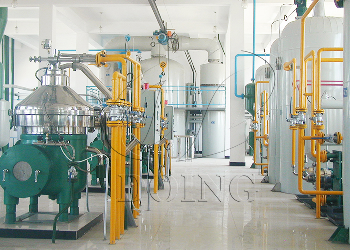 Cooking oil refining machine photo.jpg