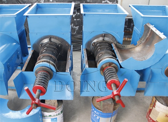 A Cameroonian customer successfully booked a small palm oil pressing line