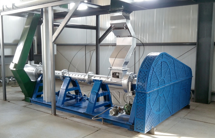 Soybean puffing machine
