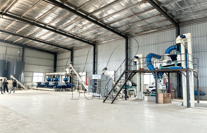 Soybean puffing and pressing line
