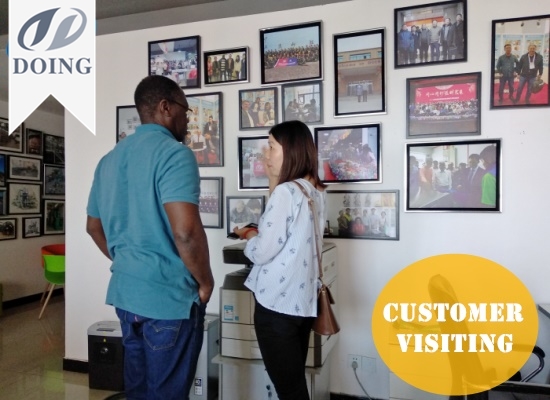 Khách hàng từ Uganda đã đến để tìm hiểu về dòng dầu hướng dương 30tpd